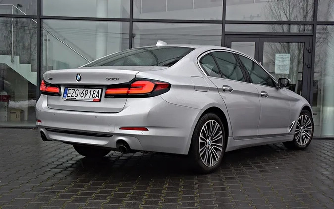 BMW Seria 5 cena 129900 przebieg: 103500, rok produkcji 2018 z Szczawnica małe 781